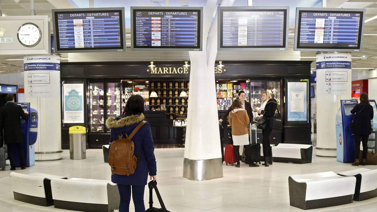 Alerte grève : risque d'annulations massives à Paris-Orly le 18 décembre ! Voyageurs, Préparez-vous à l'Impact.