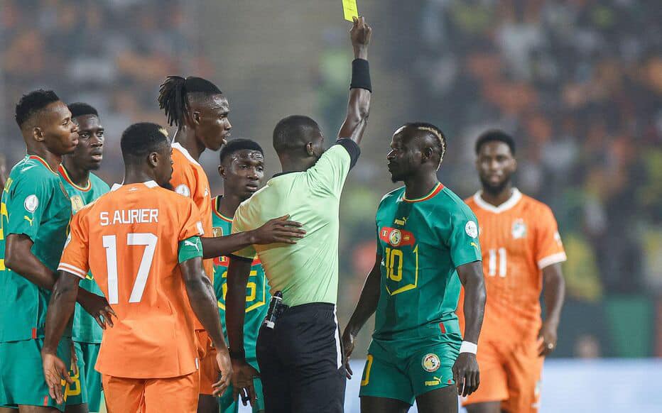 Un Champion d'Afrique Révèle des Pressions sur l'Arbitre lors du Match Côte d'Ivoire Sénégal !